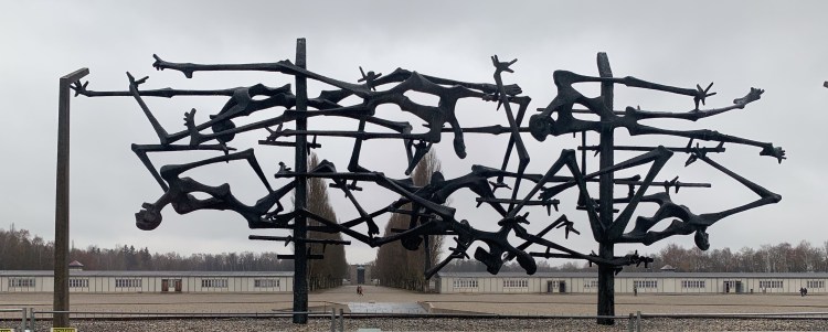 4YRhLEBfQUyEM39gerFEKQ